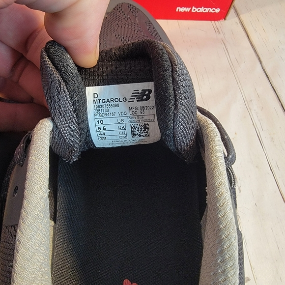 New Balance Fresh Foam Garo Trail Running Shoes Mismatched Sizes 9 Left 10 Right - Picture 14 of 14